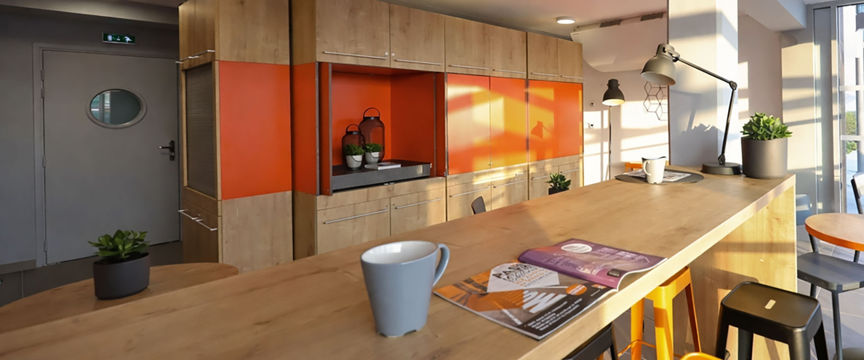 Les Academies des Bassins