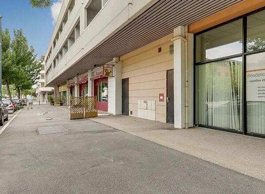 RESIDENCE ROUSSEAU